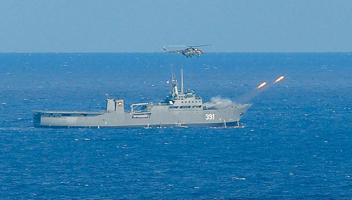 Día de la defensa 2016, maniobra de agrupación de fuerzas de la MGR del Ejército Occidental