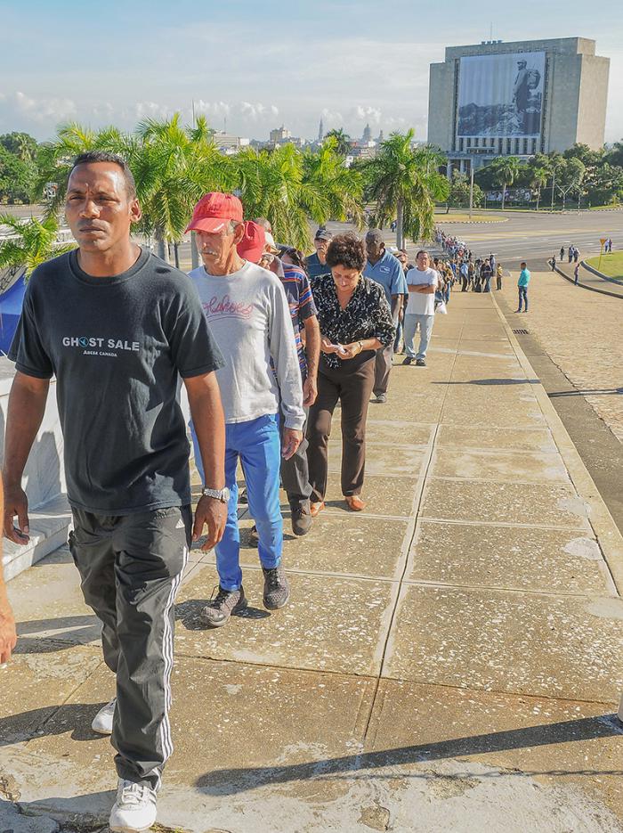 El Pueblo de la Capital rinde Tributo al Comandante en Jefe Fidel Castro Rùz en el Memorial Josè Martì