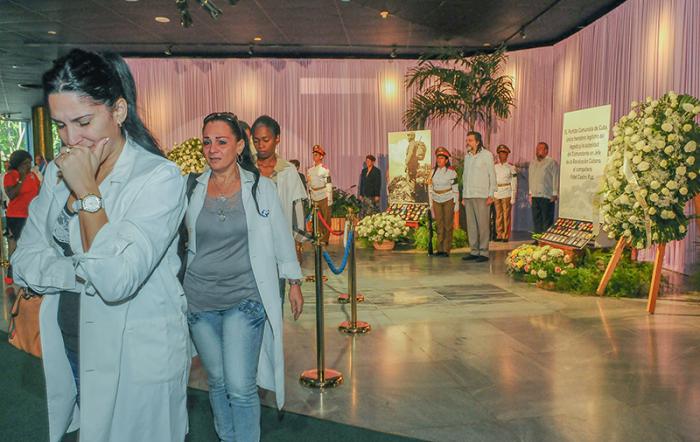 El Pueblo de la Capital rinde Tributo al Comandante en Jefe Fidel Castro Rùz en el Memorial Josè Martì