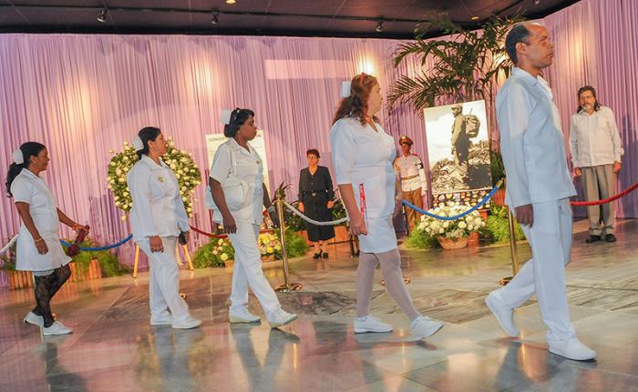 El Pueblo de la Capital rinde Tributo al Comandante en Jefe Fidel Castro Rùz en el Memorial Josè Martì