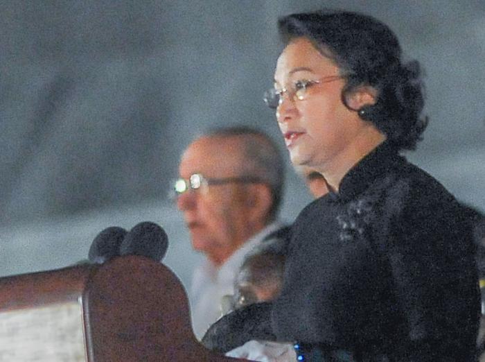 El Pueblo de la Capital rinde Tributo al Comandante en Jefe Fidel Castro Rùz en La Plaza de La Revoluciòn Josè Martì ,presidenta de la Asamblea Nacional de la historia de Vietnam, Nguyen Thi Kim Ngan