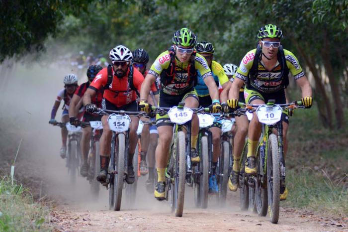 Titan Tropic Soroa 1mera etapa campamento y detalles de la carrera