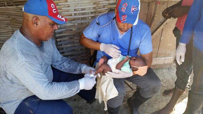 Médicos de la brigada Henry Reeve en el sur de Haití