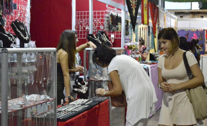 XX FERIA INTERNACIONAL DE ARTESANÍA, FIART 2016. Las piezas de orfebrería son preferidas por el público que llega hasta Pabexpo.