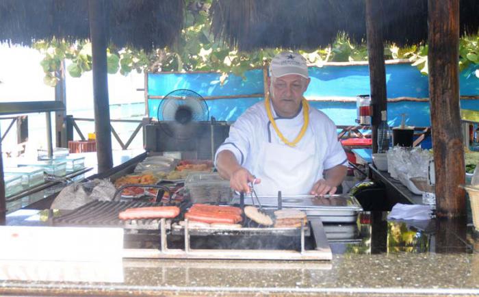 Las ofertas gastronómicas de IBEROSTAR abarcan lo mejor de la cocina internacional con los platos destacados de cada destino. Foto: Ismael Batista.