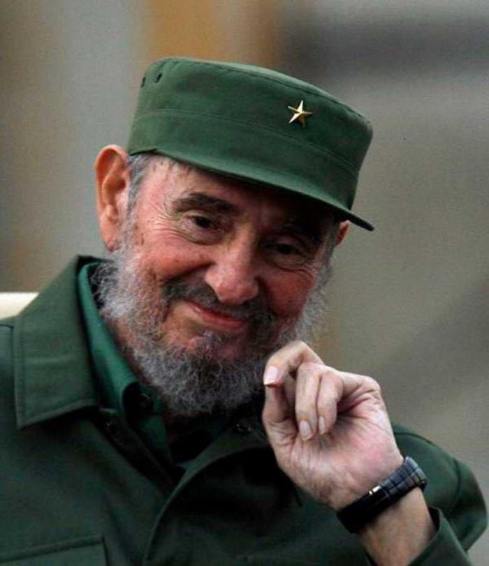 Fidel Castro Ruz (Birán, Holguín, 13 de agosto de 1926-La Habana, Cuba, 25 de noviembre de 2016).  