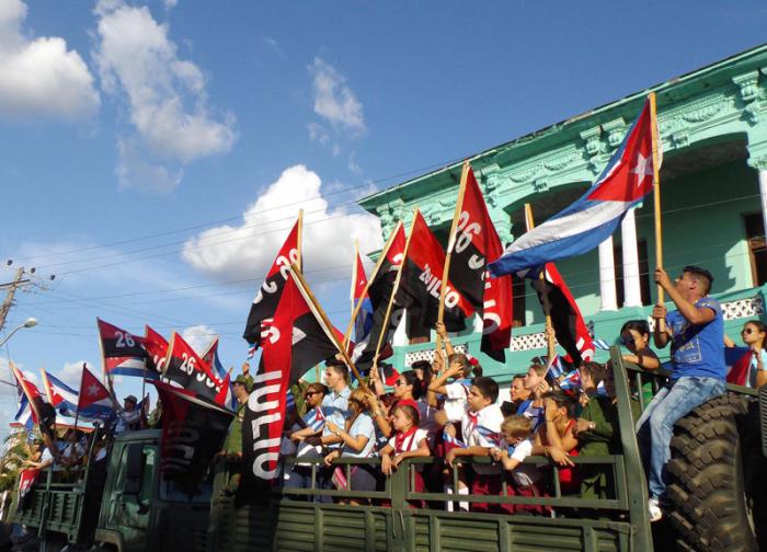 Caravana de la Libertad a su paso por Guáimaro