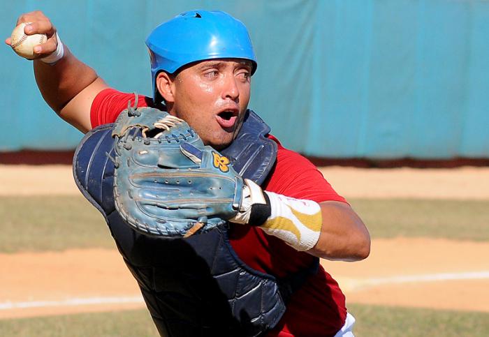 Beisbol-Entrenamiento-Cuba-Tope-Tampa-Bay jugadas y Glorias deportivas  Frank Camilo Morejon
