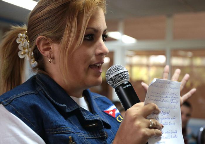 Seminario Nacional de la UJC. José Ramón Machado Ventura, Segundo Secretario del Comité Central del Partido Comunista de Cuba, preside el encuentro con los jóvenes, junto a Sucely Morfa González, primera secretaria de la UJC. Escuela de la CTC Lázaro Peña.