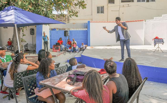 Festival tecnològico en el Centro recreativo Hola Ola con motivo del Aniversario del Natalicio de Josè Martì