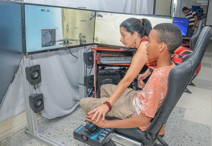 Festival tecnològico en el Centro recreativo Hola Ola con motivo del Aniversario del Natalicio de Josè Martì