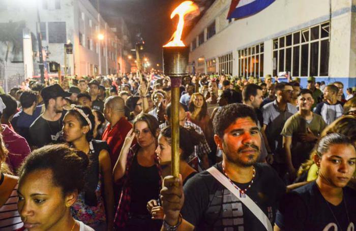 Marcha de las Antorchas presidida por Raúl Castro Ruz.