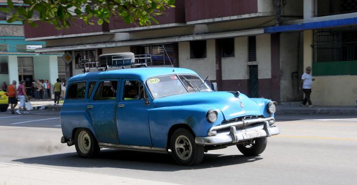 ¿Quién le pone los frenos al almendrón?
