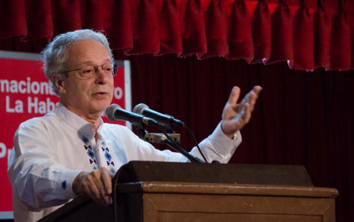 Frei Betto presentó Paraiso Perdido, 26 Feria Internacinal del Libro, sala Nicolás Guillen.