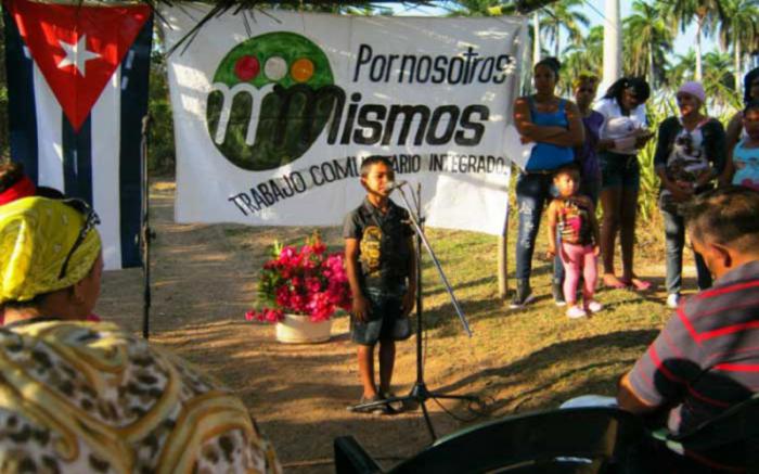proyecto comunitario Por nosotros mismos