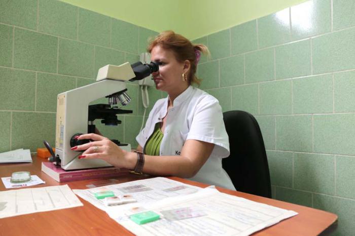 La anatomía patológica es uno de los servicios de mayor impacto, en tanto en el mismo se realizan los diagnósticos de citología y biopsia de todas las patologías que así lo requieran, y brinda asistencia a los institutos de Angiología y Neumología, así como a toda el área de salud