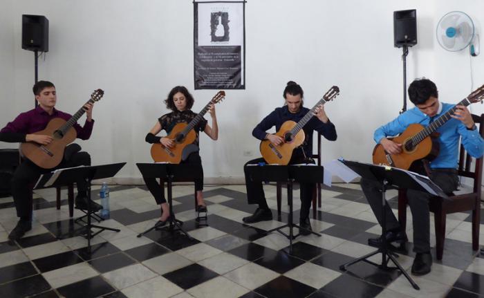 Cuarteto de Guitarras de la Universidad de Texas-San Antonio.