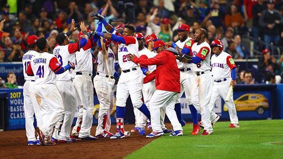 Dominicana vence a Venezuela 3-0 en la tercera jornada del Grupo F de la cuarta edición del Clásico Mundial de Béisbol.