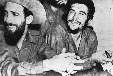Camilo Cienfuegos y Ernesto Guevara.

