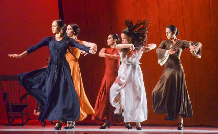 La casa de Bernarda Alba, del Ballet Español de Cuba y con coreagrafía del maestro Eduardo Veitía, en el Gran Teatro de La Habana.