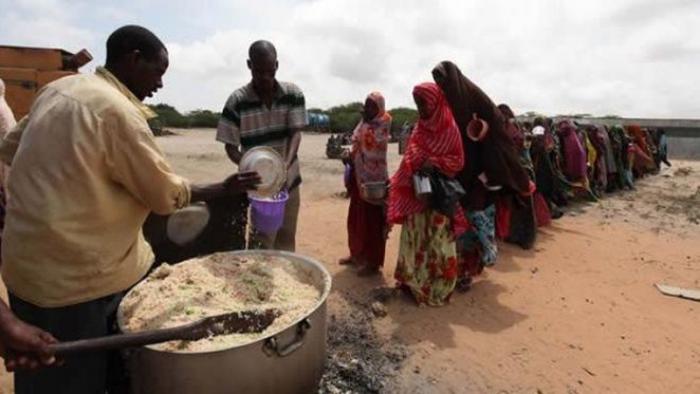 La malnutrición se complica por el insuficiente acceso al agua y las pobres condiciones de higiene. Foto: AFP
