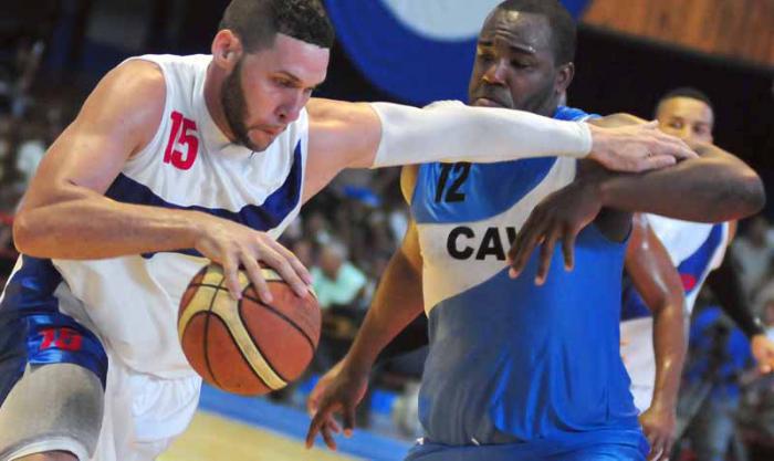 Orestes Torres, uno de los baluartes en el equipo Santa Tecla. 