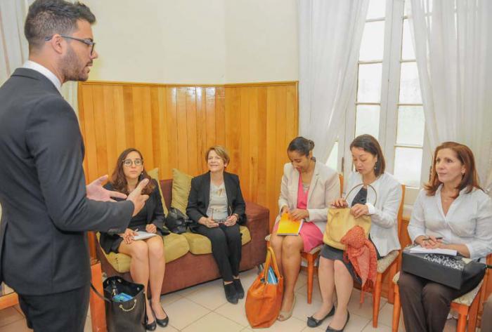 El Subdirector del CENECEX Manuel Vàzquez recibe a la  Relatora Especial de la ONU sobre los derechos humanos de las víctimas de trata de personas,Maria Grazia Giammarinaro
