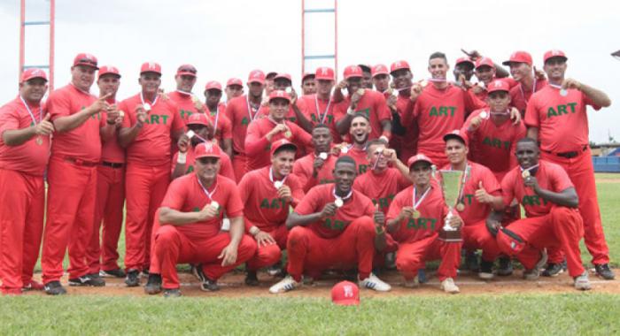 Equipo de Artemisa ganador de la primera Serie Nacional de Béisbol para menores de 23 años. 