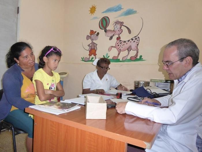 En la consulta atienden alrededor de 20 pacientes pediátricos, una vez a la semana.
