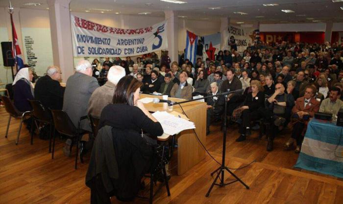 Encuentro Nacional de Solidaridad con Cuba celebrado en Buenos Aires en julio del 2010.