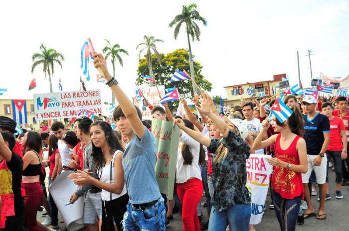La Plaza de la Revolución Mayor General Serafín Sánchez fue el escenario principal de la celebración en la provincia de Sancti Spíritus. 