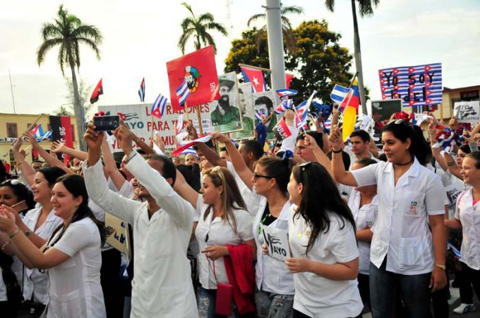 La Plaza de la Revolución Mayor General Serafín Sánchez fue el escenario principal de la celebración en la provincia de Sancti Spíritus. 