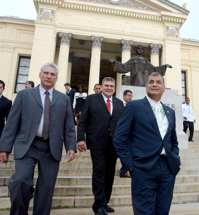 La Universidad de la Habana otorga el Honoris Causa en Economia Politca