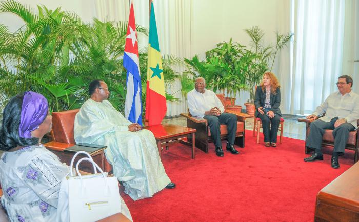 Recibe Valdés Mesa al nuevo embajador de Senegal