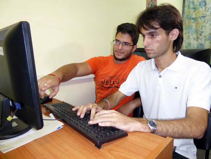 equipo sUrPRise de la Universidad Hermanos Saíz Montes de Oca de Pinar del Río