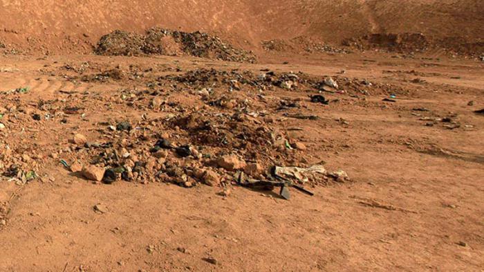 Uno de los testimonios divulgados señaló que los terroristas arrojaron a la fosa 270 cadáveres. 