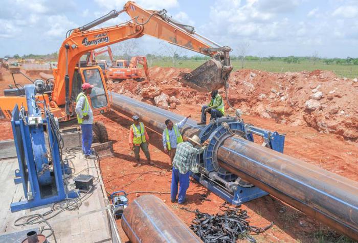 Recorrido por las zonas de la cuanca sur donde ocurriò la  afectaciòn de la conductora de agua para la capital