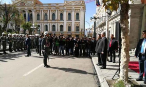 Díaz-Canel  rinde homenaje a próceres bolivianos