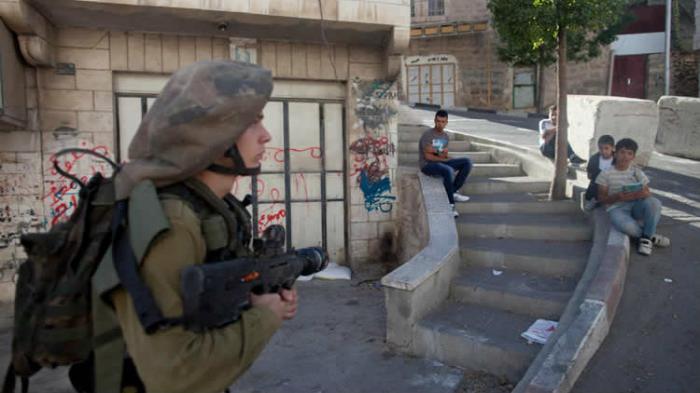 Historia de palestinos que trabajan bajo ocupación israelí