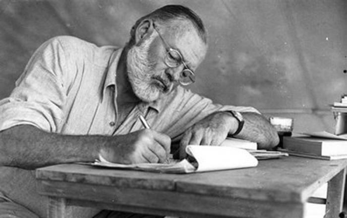 Ernest Hemingway (foto personal)
Publicada: 27/05/2009
ErHe0124