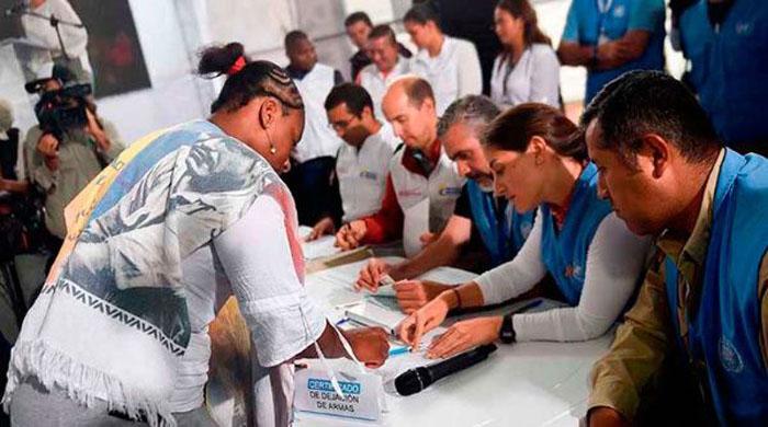 FARC-EP entrega las armas