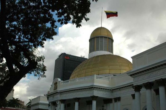 El complotado voló la aeronave hasta las inmediaciones del Ministerio del Poder Popular para las Relaciones Interiores, Justicia y Paz, en la avenida Urdaneta. 