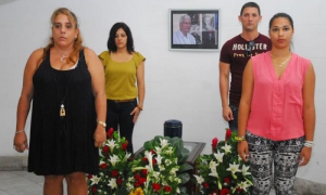 HOMENAJE POST MORTEN A ENRIQUE MONTESINOS