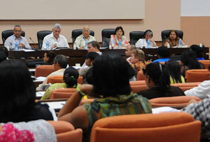 COMISION EDUCACION, CULTURA, CIENCIA, TECNOLOGÍA Y MEDIO AMBIENT