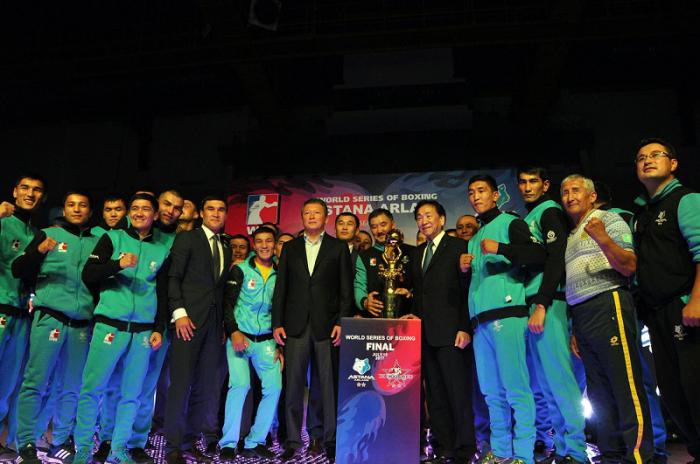 El equipo de los Astaná Arlans de Kazajstán capturó su tercer Título de Serie Mundial de Boxeo.
