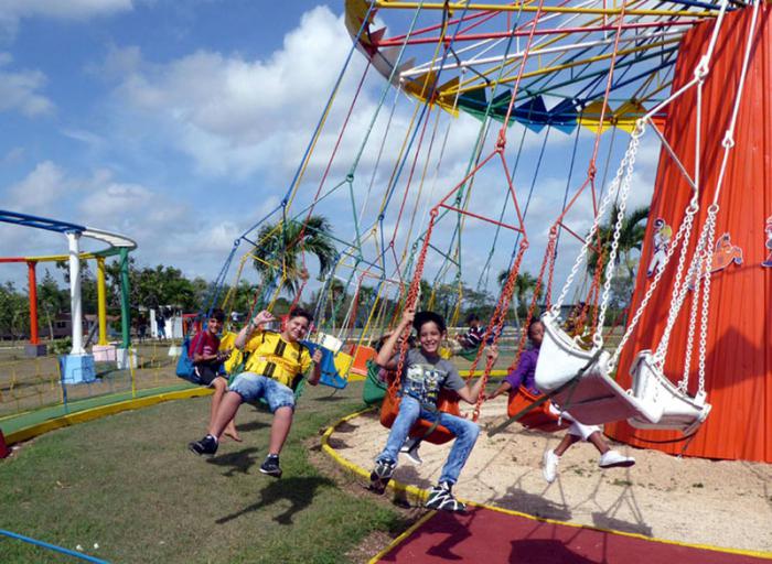 El Mambisito, uno de los sitios siempre preferidos por niñas y niños holguineros. Foto del autor