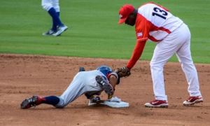 CAROLINA DEL NORTE-ESTADOS UNIDOS-REALIZAN SEGUNDO JUEGO DE BÉIS