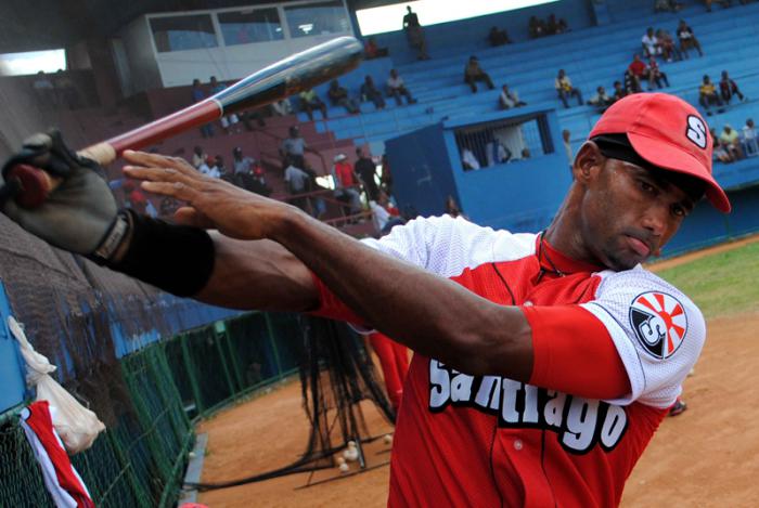 Serie Nacional de Beisbol -Edilse Silva- Santiago de Cuba. (foto personal)
Foto: Ricardo Lopez Hevia 
