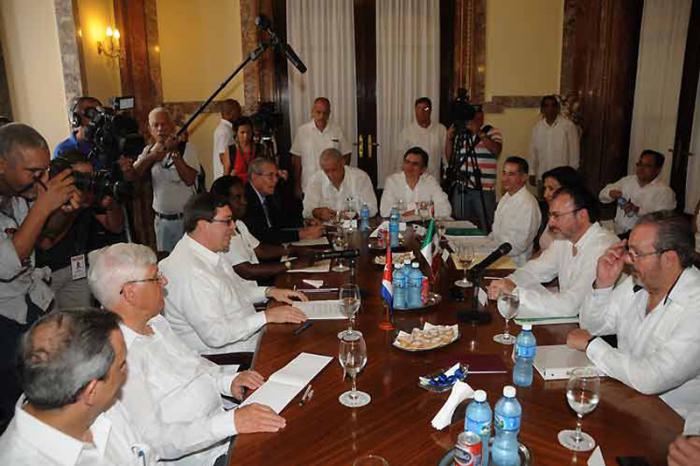 bruno rodriguez ministro de relaciones exteriores y luis videgaray canciller de México, ministerio de relaciones exteriores de visita a cuba