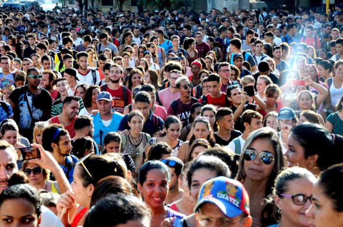 Jóvenes de la Universidad de La Habana. 
